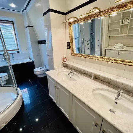 Meerzeit, Direkt Am روستوك